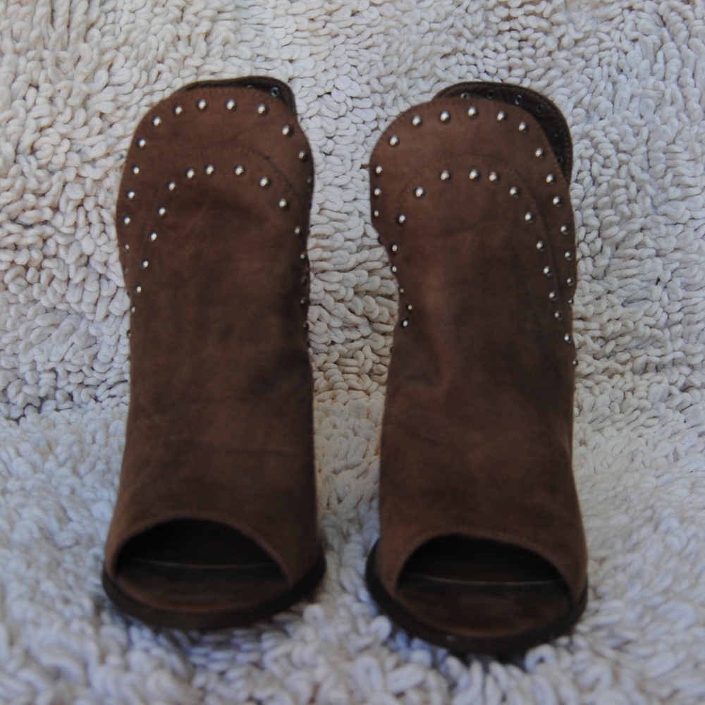 Light Brown Boot Heels